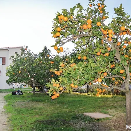 Appartement Nice In W/ Wifi And 2 Bedrooms *